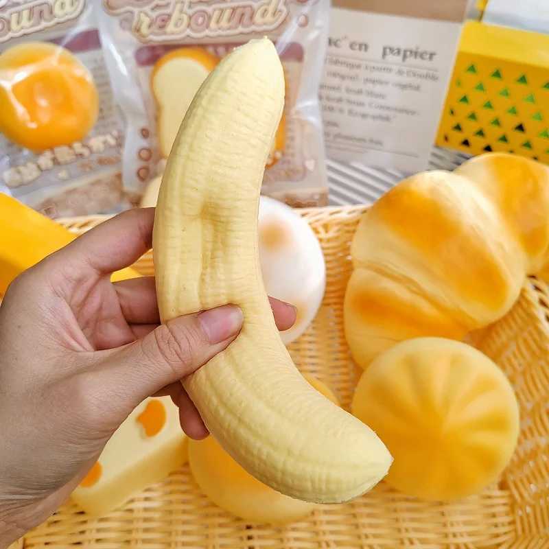Soft Wet Feel Banana Slow Rebound Squishy Relaxing Kneading Toy for Stress Relief H260402