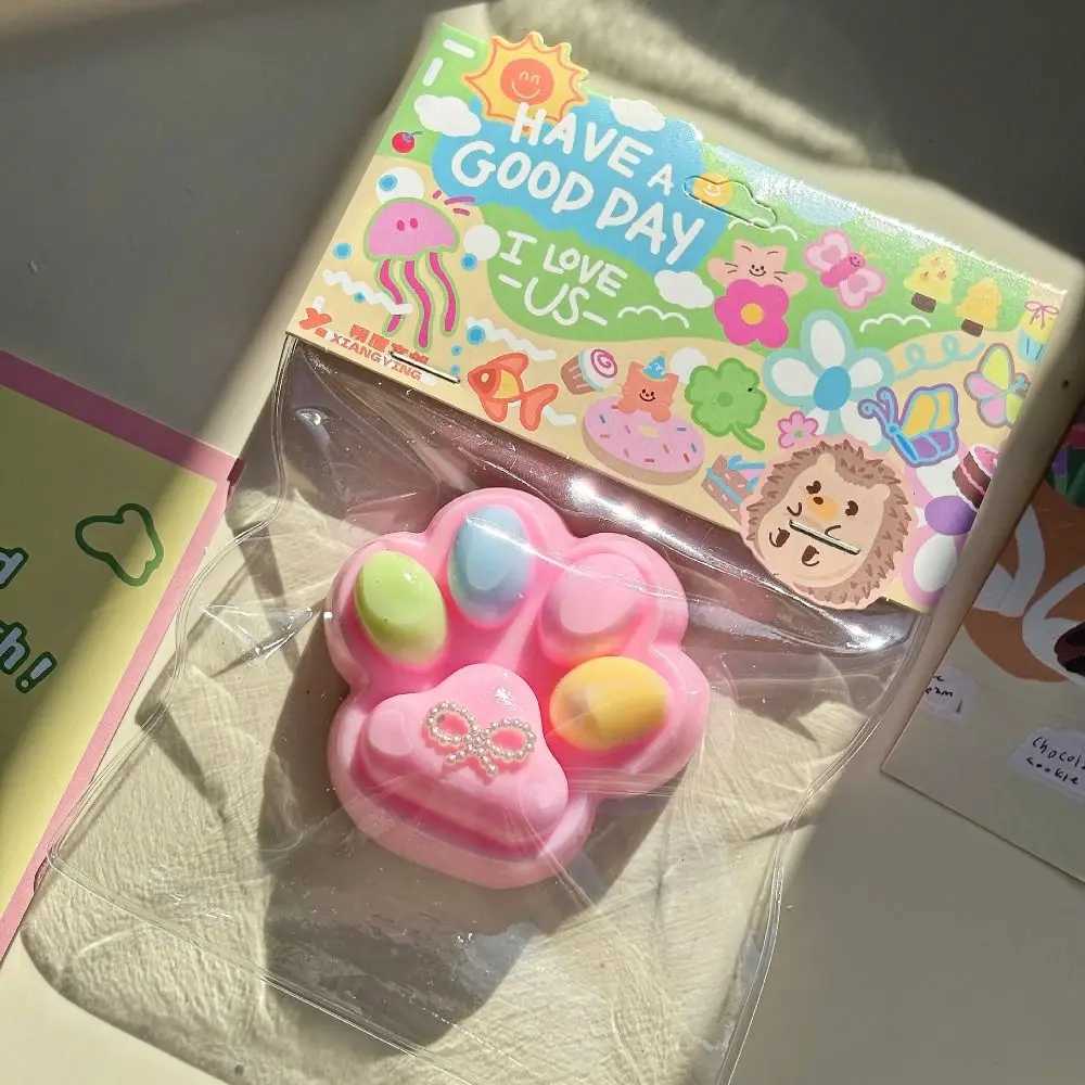 Sensory Soft Cat Paw Squeeze Silicone TPR Cartoon Fidget 3D Cute Cat Paw Pinch Funny H260402