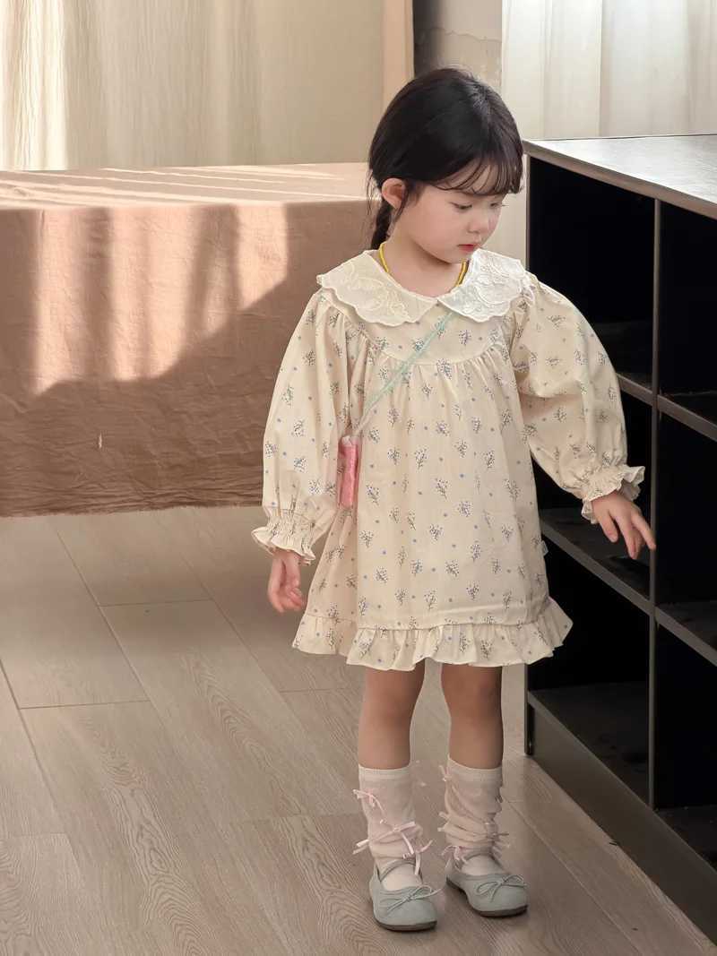 deer jonmi 2026 New Spring Toddlers Girls Printed Dresses Puff Sleeve Lace Collar Korean Style Children Cute Dress H260402