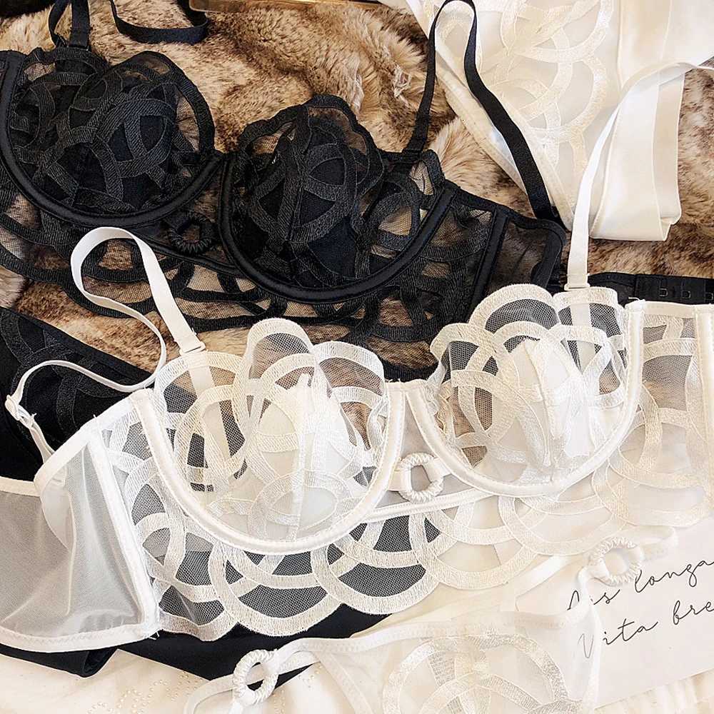 Underwear Set for Women French Ultra-thin Lace Bra Set Fashion Comfort Lingerie Briefs with Thong Female Mesh Brassiere Z260402