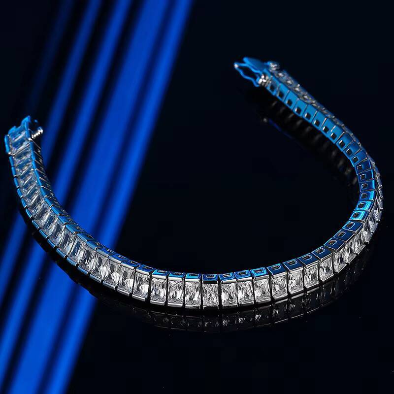 Minimalist Fine Emerald Cut 35MM VVS1 GRA Moissanite Jewelry 925 Silver Rhodium Plated 04CT Moissanite Tennis Bracelets Unisex