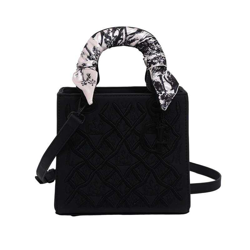 2026 Summer New Embroidered Versatile Designer Lady Bag Fashion Silk Scarf Casual Trendy Handbag for Women
