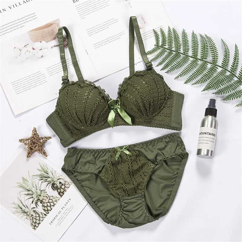 Wireless Bra Set Japanese Fashion Underwear Lace Push Up Bra Sets Pure Desire Soft Brassiere Cute Sweet Girls Lingerie Sets Z260402