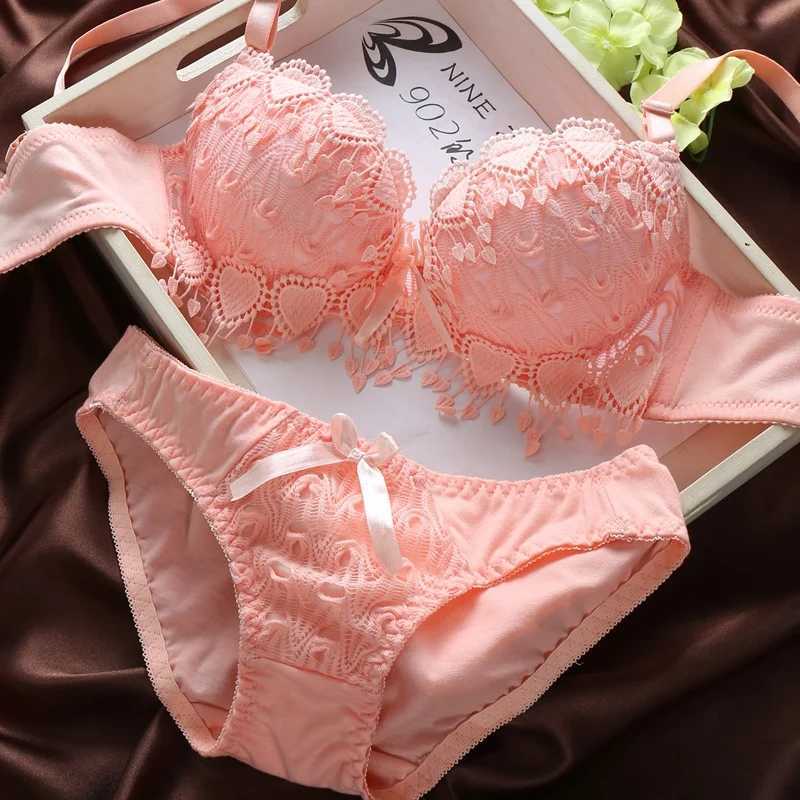 Push Up Bra Set Women Lingerie Underwear Floral Lace Underwear Set Lady Comfortable Thin Cup Brassiere Outfit Z260402