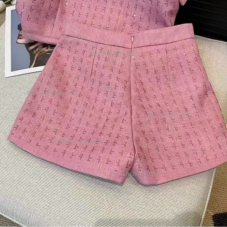 Designer Set Luxury Fashion Temperament Socialite Style Women's Clothing New Summer Popular Street Photography Trend Essential Top T-shirt Shorts