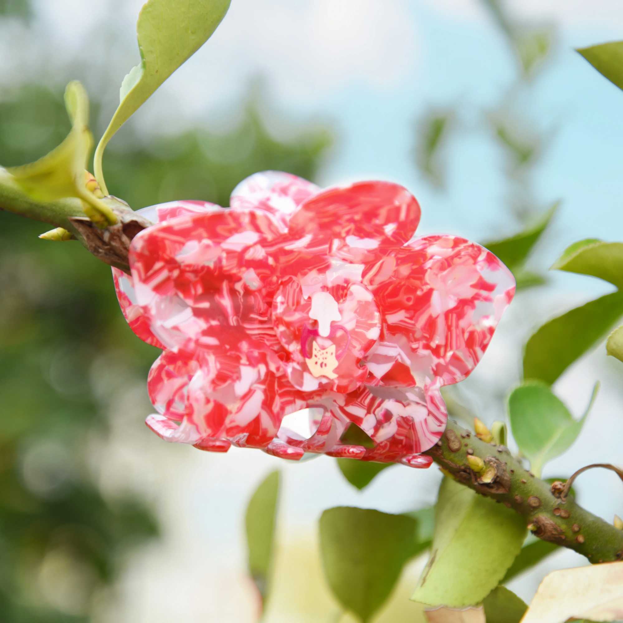 YJL 2026 New Butterfly Orchid Flower Hair Claw Simulated Flower Claw Clip Ins Trendy Hair Clips Hair Accessories for Women Girls H260402