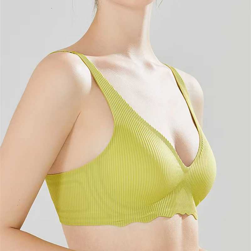 Seamless Womens Bra Small Chest Big Hollow Design Underwear Support Non-removable Semi-fixed Cup One Piece Striped Thin Bra Z260402