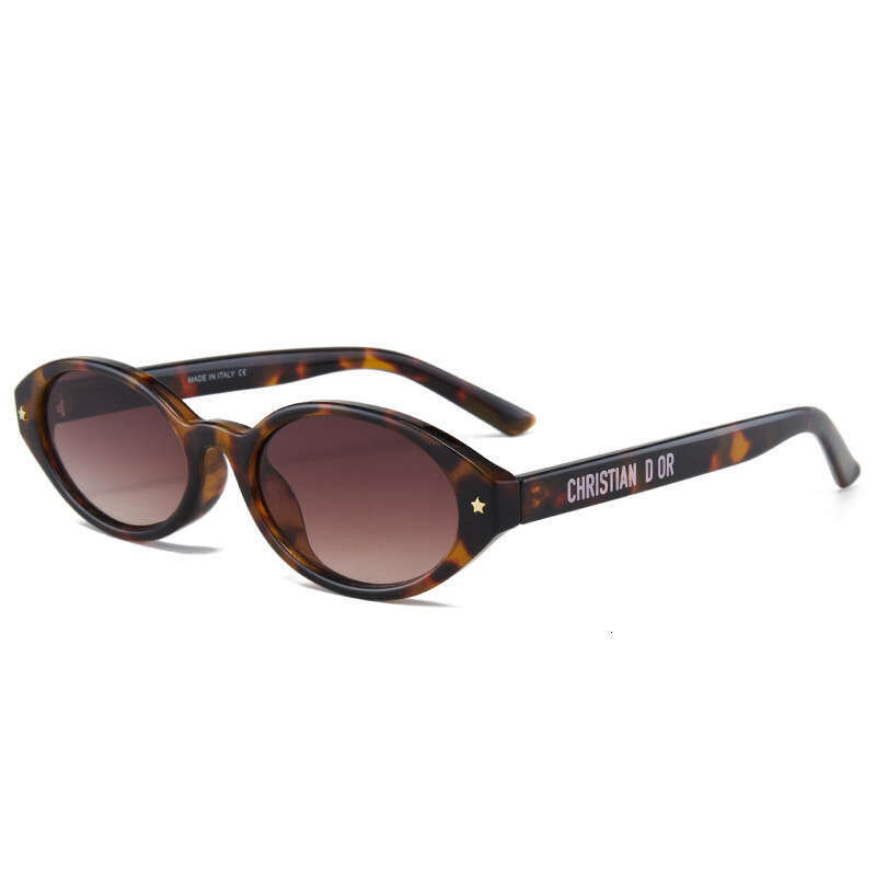 Designer Fashion Retro Oval Frame Men and Women Sunglasses Street Style Party Trendy Glasses