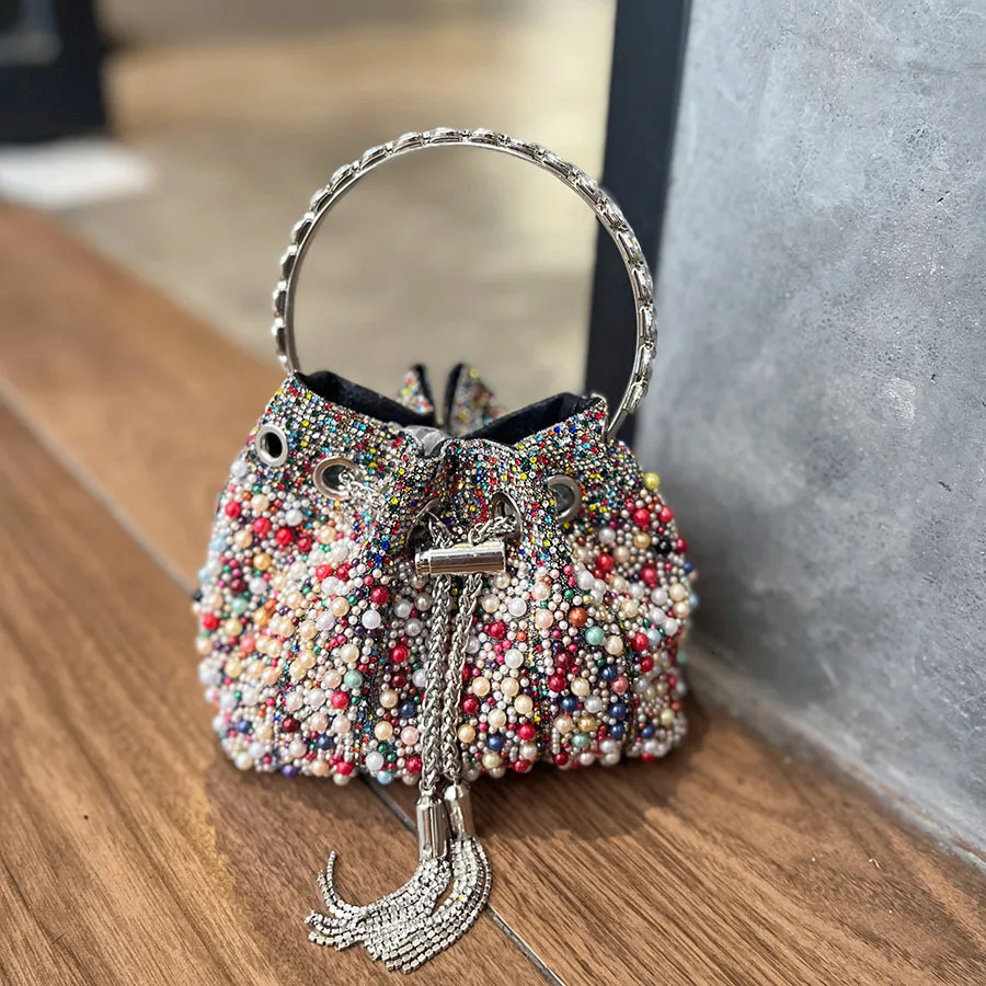 French simple pearl bucket bag Chinese diamond-encrusted strap shoulder bag Niche high-end messenger bag 260402