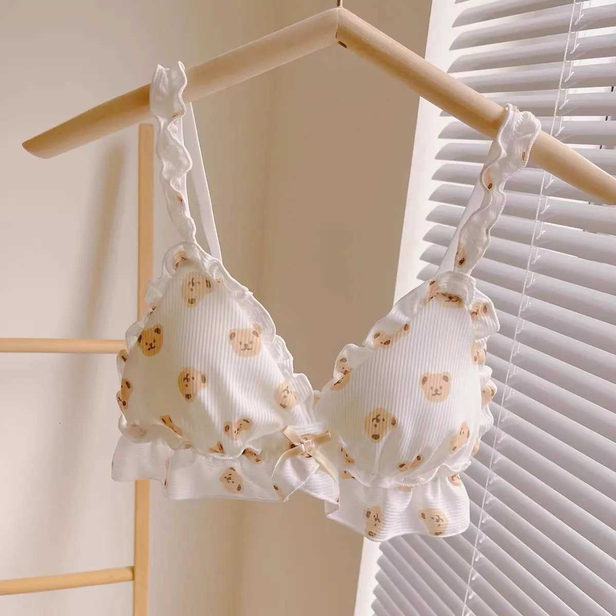 Japanese cute bear cartoon underwear small chest pull up on top of pure wind girl sweet bow bra Z260402