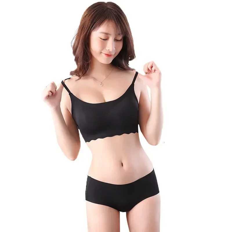 Seamless Bralette Set Strappy Camisole No Underwire Comfortable Sleep Yoga Sports Bra Panties Combo Z260402