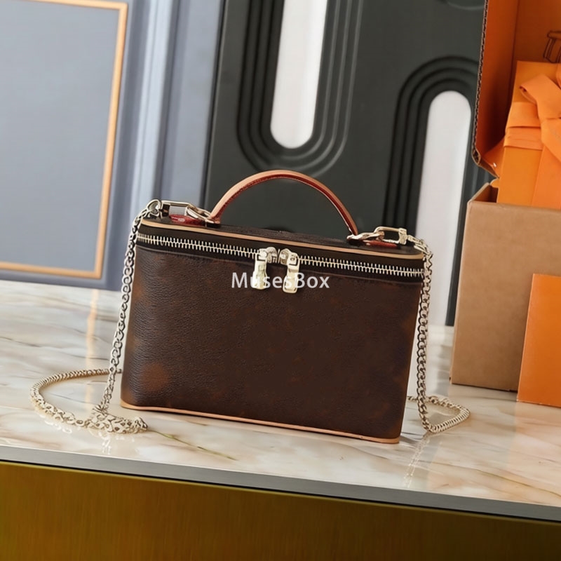 Stylish Cosmetic Bag Designer Purse Bag Cases Chain Handbag Luxury Bag Travel Wash Bag Mini Beauty Makeup Toiletries Case Large Capacity Women Clutch Multi-function