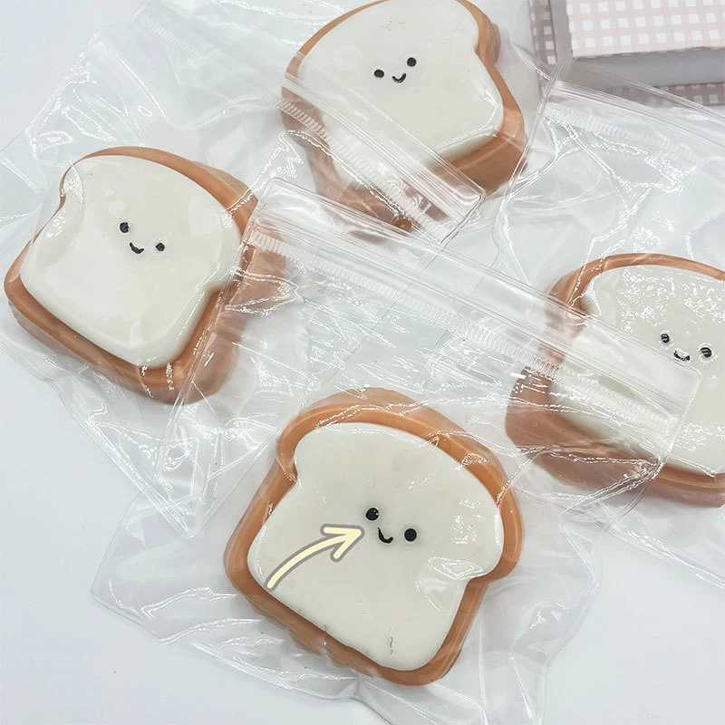 Kawaii Toast Mochi Squishy Squeeze Slow Rebound Stress Relief Toy Pureed Bread Slices Dessert Girls Birthday Gift Fidget Toys H260402