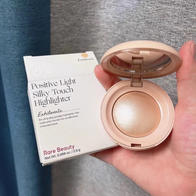 Makeup Highlighter Rare Beauty Powder Highlighters Enlighten 2.8g Positive Light Silky Touch Glow Bronzers Highlightering Face Cheek Cosmetics Good Qu - view 5