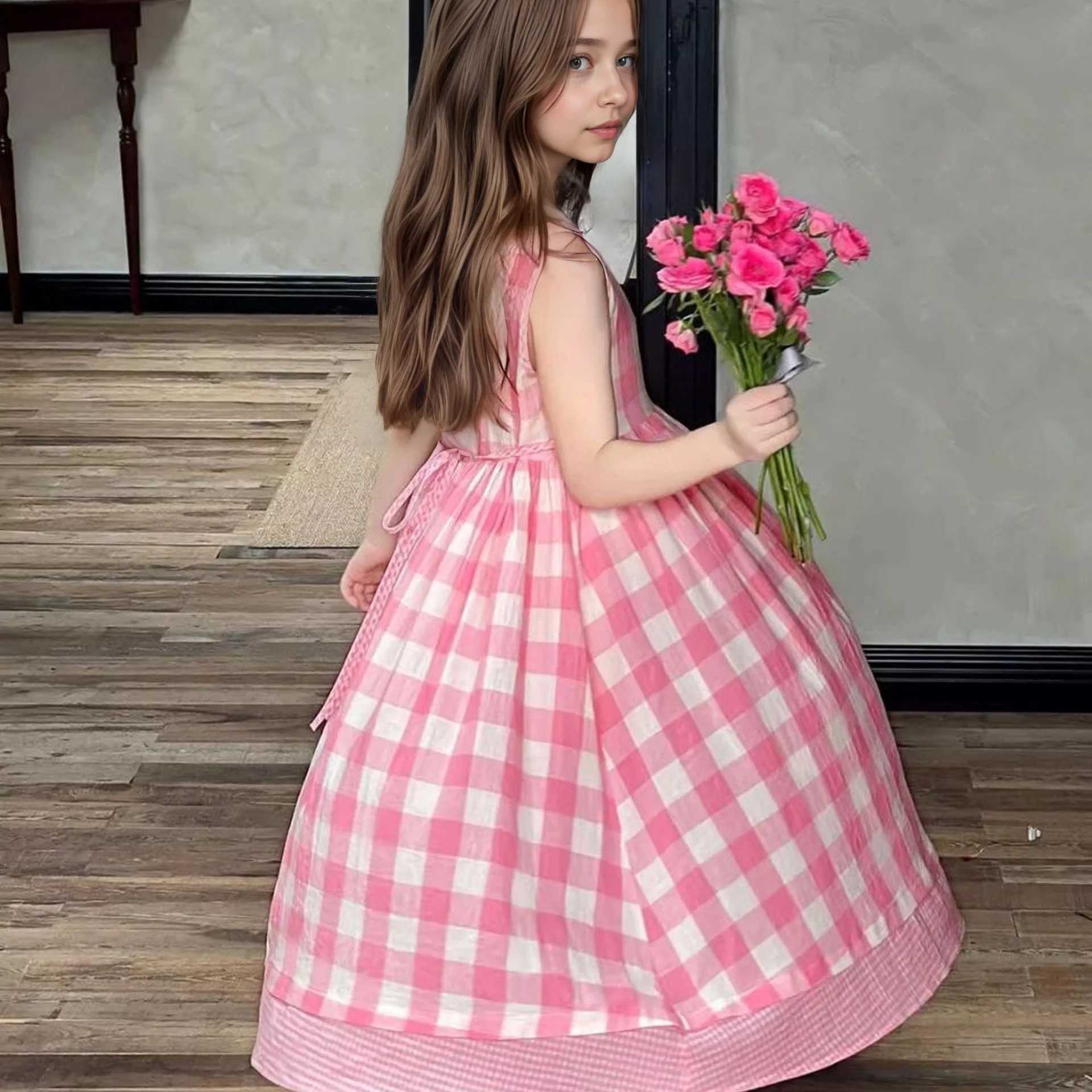 Summer Korean-Style Checkered Dress for Girls Pink White Grid Sleeveless Long Dress with Patchwork Hem Loose Fit Daily Wear H260402