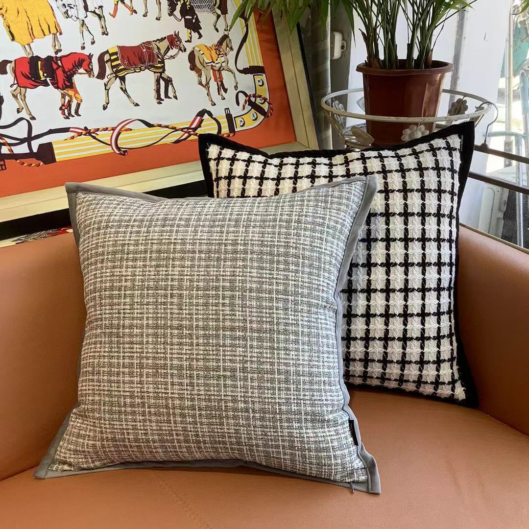 Pillowcase French Style Sofa Cover Light Luxury Modern Minimalist High End Black And White Lumbar Cushion Cover For Living Room