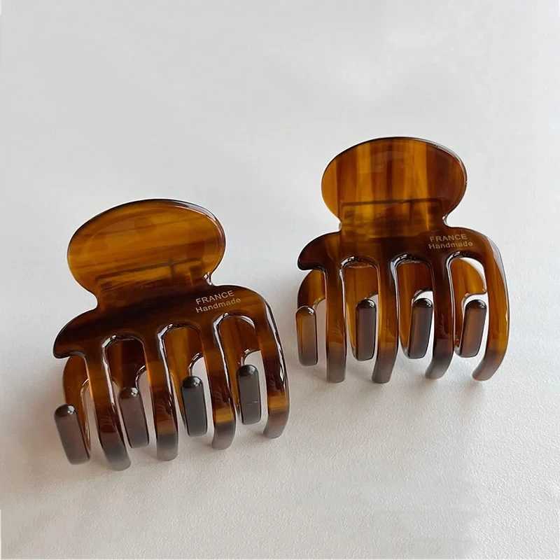 2025 Retro Hollowed Out Acetate Grab Clip Elegant Korean Crab Ponytail Braid Grab Clip Accessories for Girls Headwear Gift H260402