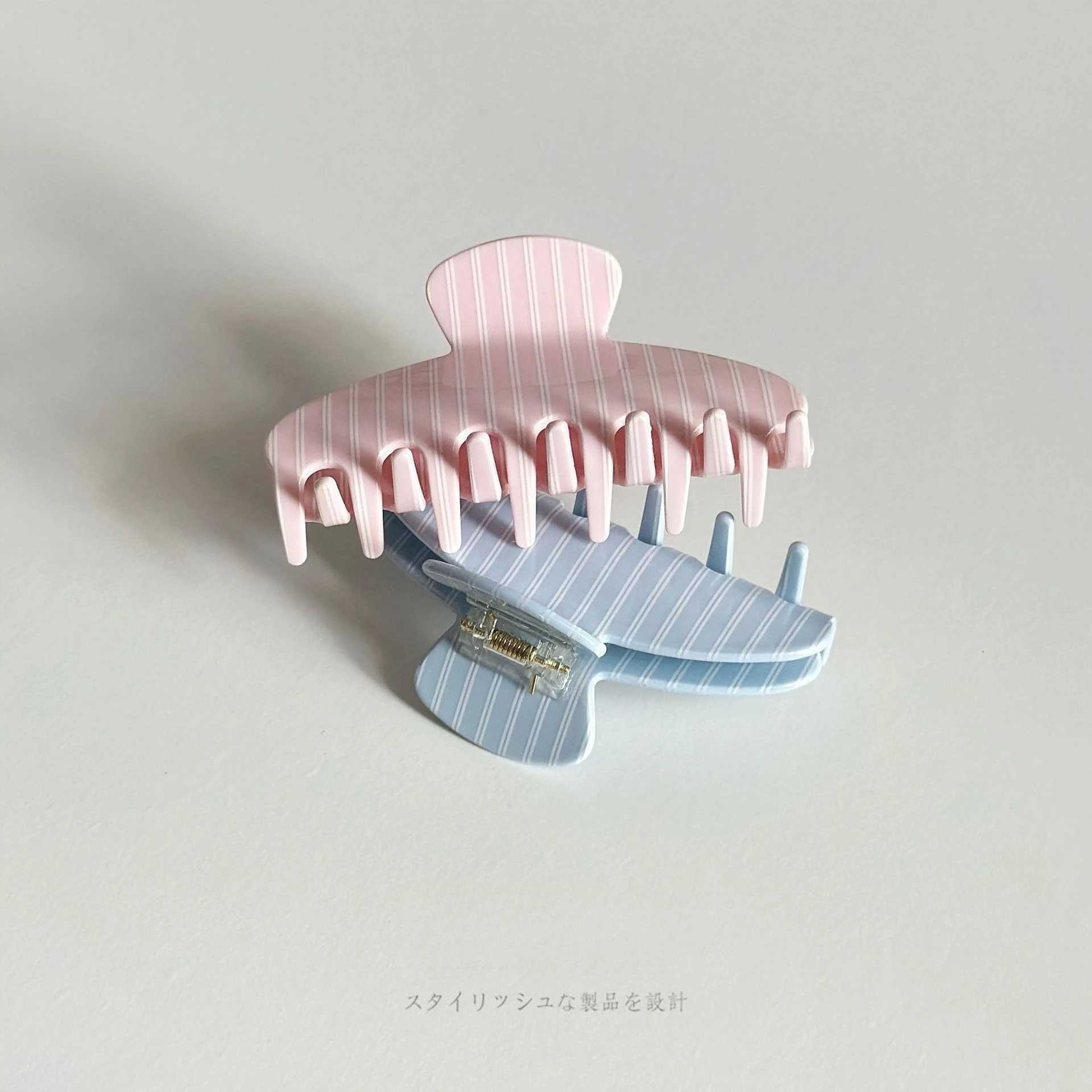 NEW 10CM Large Striped Acetate Hair Claw Classic Retro Claw Clips French Style Hair Clips for Women Girls INS Hair Accessories H260402