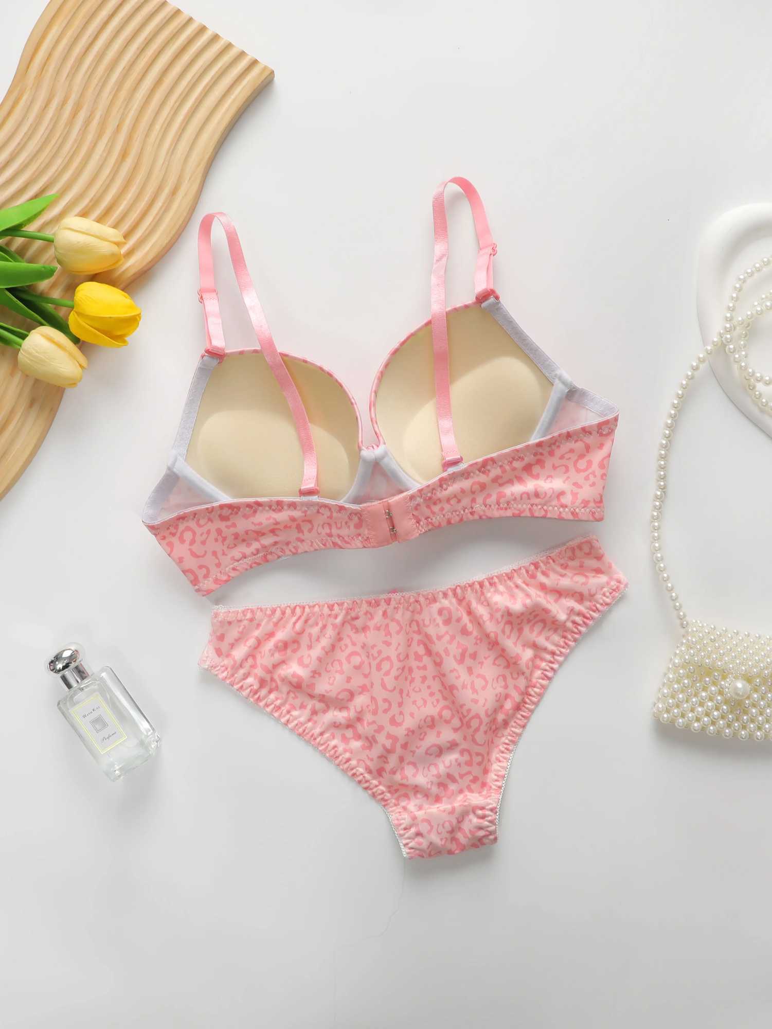 Womens Lingerie Set With Pink Leopard Print Printed Womens Steel Ring Push Up Bra And Underwear Set A2135 Z260402