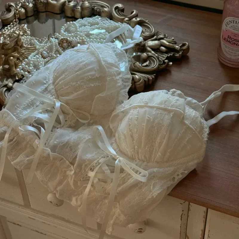 Japanese Sweet Underwear Lolita Lace Small Breast Push-up Bra Womens Lingerie Set Push Up Z260402