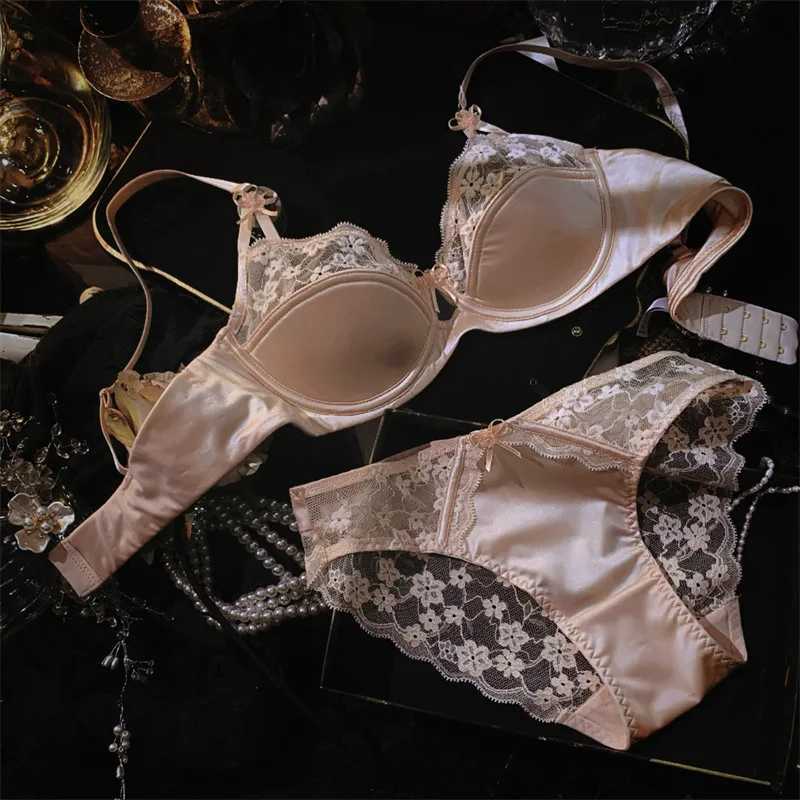 Lace Floral Bra Set Thin Section Breathable Small Breasts Gathered Collect Side Breasts Glossy Solid Color Underwear Set Z260402