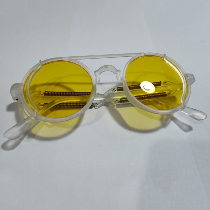 Classic Gothic Steampunk Sunglasses Luxury Brand Designer High Quality Men and Women Retro Round Pc Frame Sunglasses CB Fashion Accessories