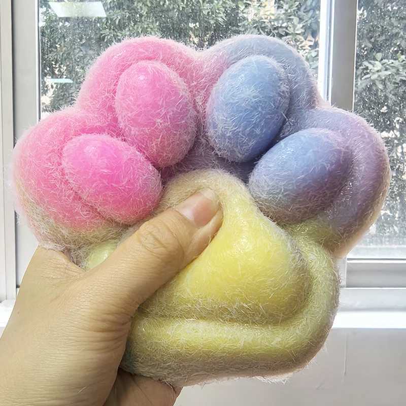 Gradient Color Cat Paw Pinch Decompression Toy Squishy Fidget Toy Relax Squeeze Toy Slow Rebound Stress Relief Cat Claw Toy 14CM H260402
