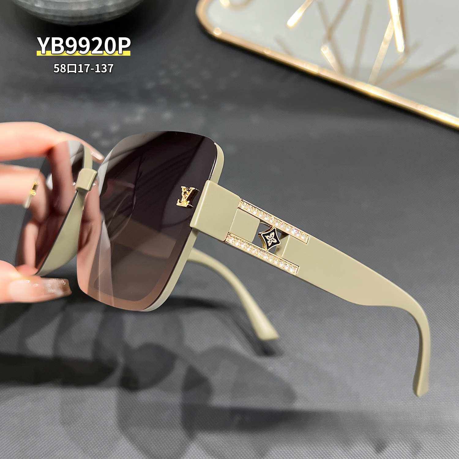 Designer Luxury Glasses Fashionable Sunglasses High-end Luxury Items For Women Outdoor Uv-protective Polarized Driving Sunglasses Versatile