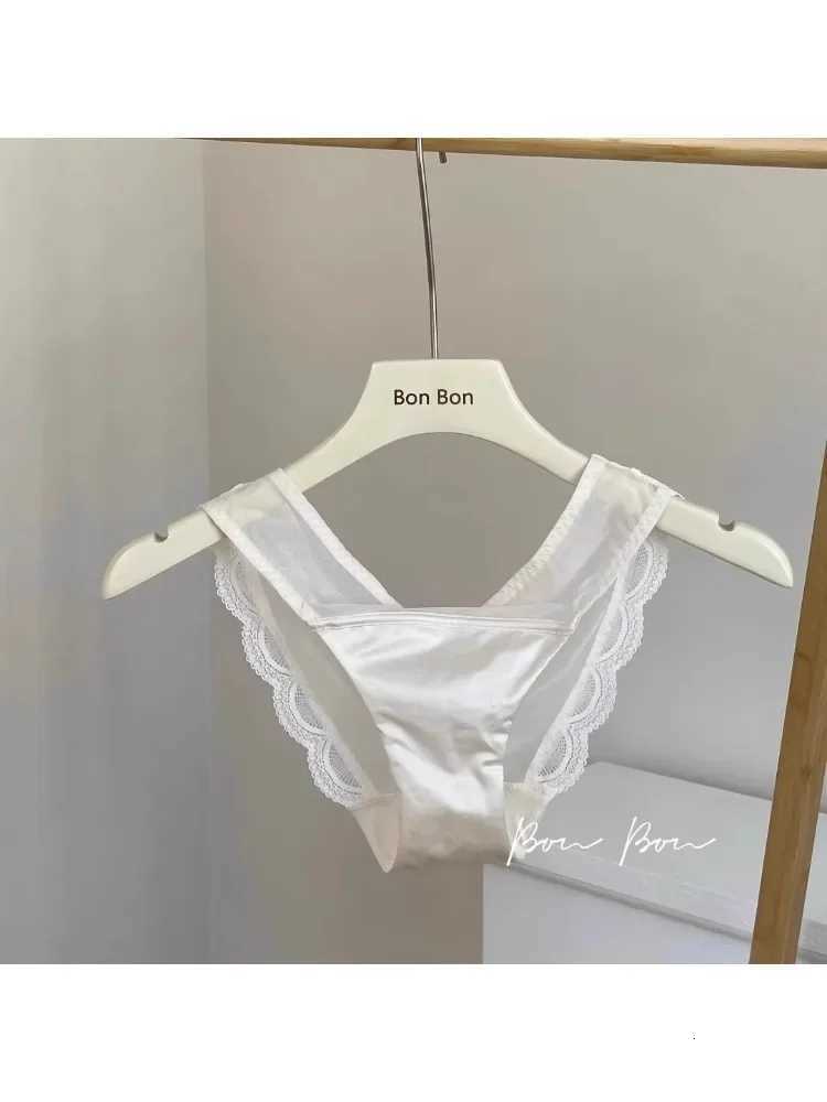 YUQI French Luxury Silk Bra for Small Bust Women Adjustable Slimming Bralette Panty SetComfort Sheer Lingerie set bra Z260402