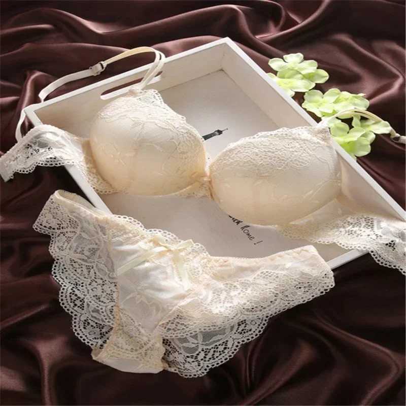 Newest Womens Push Up Embroidery Lace Floral Bra Sets Panties Underwear 5 Colors Z260402