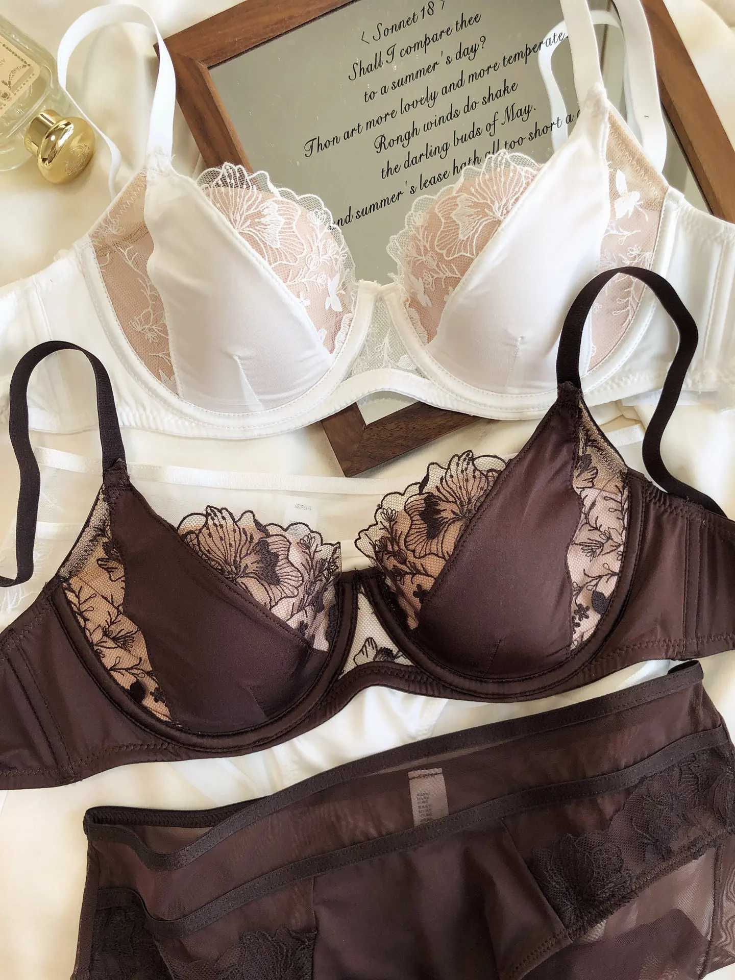 Lace Women Lingerie French Flowers Embroidery Bra Set Breathable Mesh Splicing Push Up Bras Hollow Thin Cup Underwear Sets Z260402