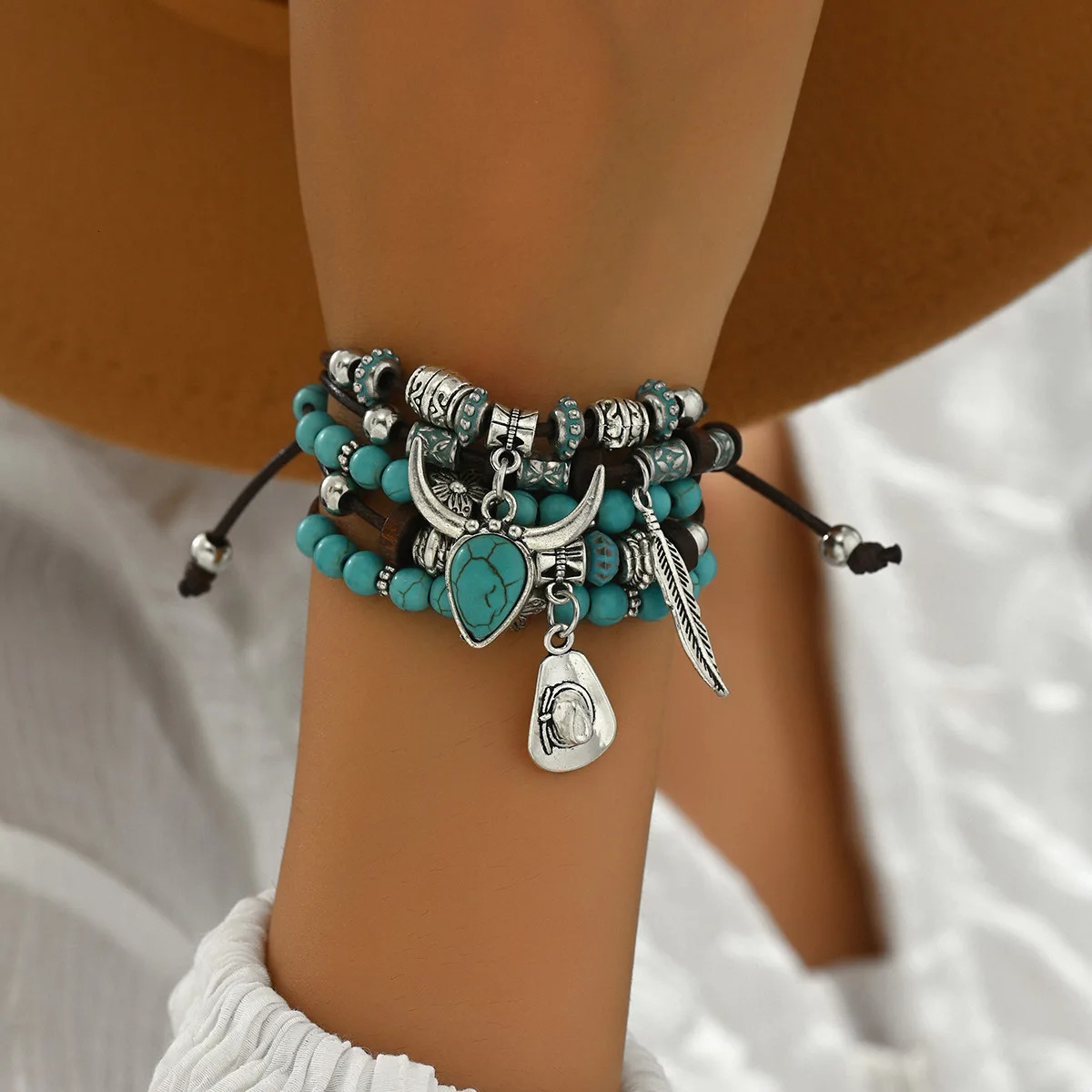 Western Country Hat Animal Head Leaf Feather Women Charm Bracelets Women Leather Bracelets Men Bangle Wholesale Jewelry Gift 260318BJ