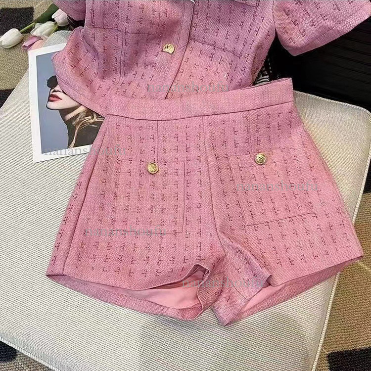 Designer Set Luxury Fashion Temperament Socialite Style Women's Clothing New Summer Popular Street Photography Trend Essential Top T-shirt Shorts