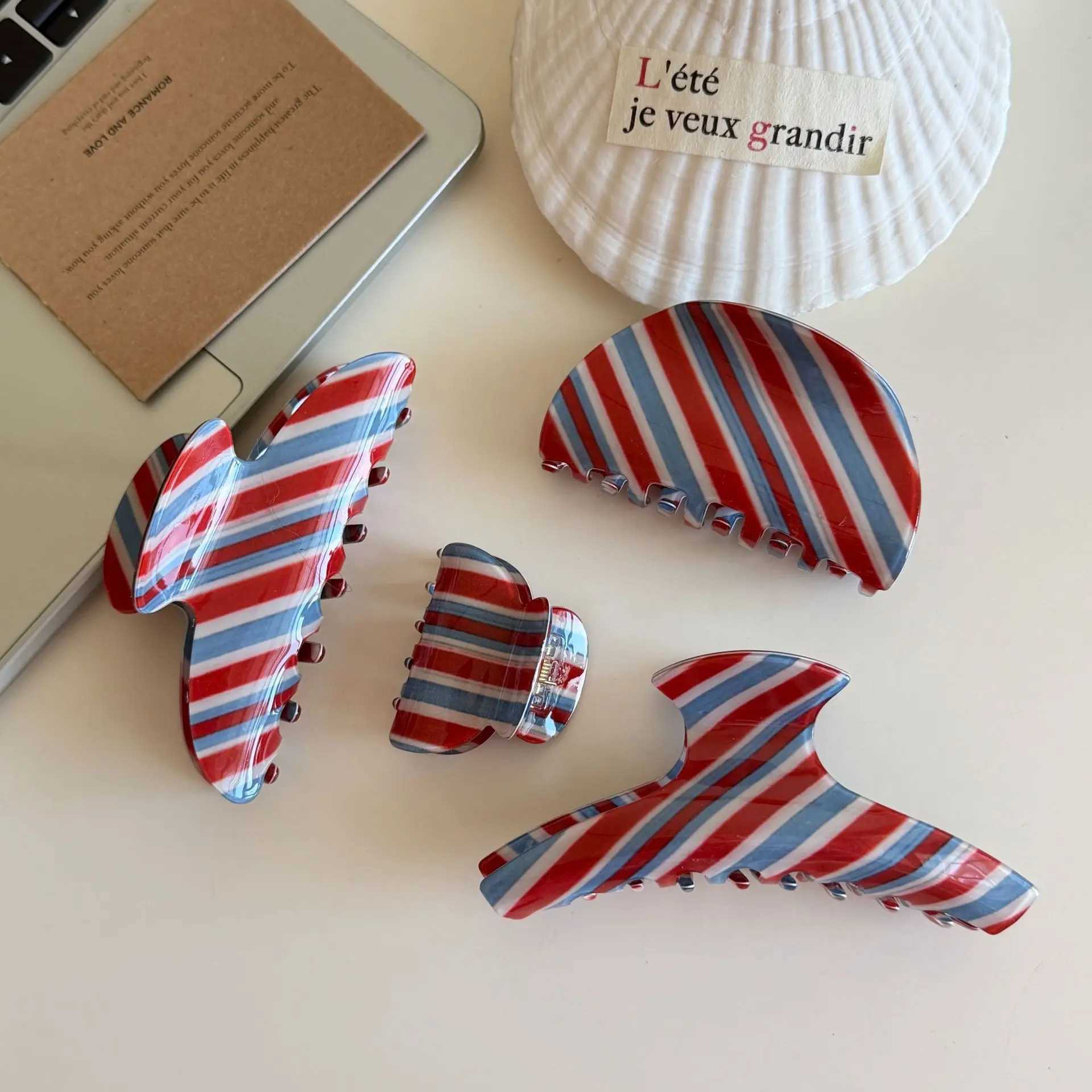 Blue Red Stripe Pattern Hair Claw Retro Irregular Design Acrylic Hair Claw Festive Atmosphere Clips Hair Accessories for Women H260402