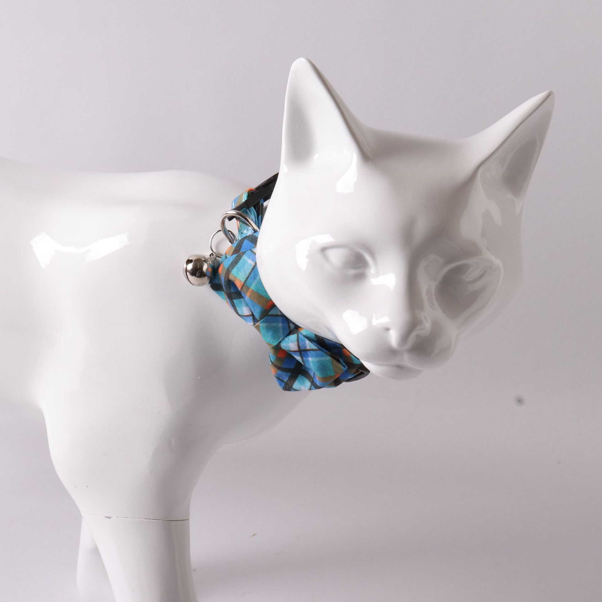 Pet Collar New British Plaid Series Bowknot Triangle Scarf Design For Cats Sunflower Shape