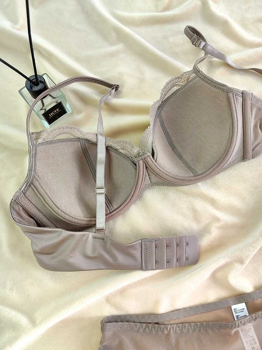 French Thin Cup Lingerie Set Lace Bras High Quality Women Underwear Wireless Push Up Brassiere Breathable Bras Panties Set Z260402