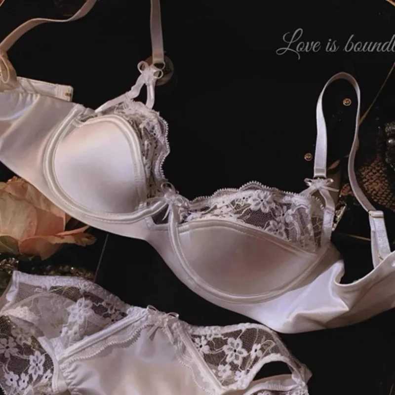 Lace Floral Bra Set Thin Section Breathable Small Breasts Gathered Collect Side Breasts Glossy Solid Color Underwear Set Z260402