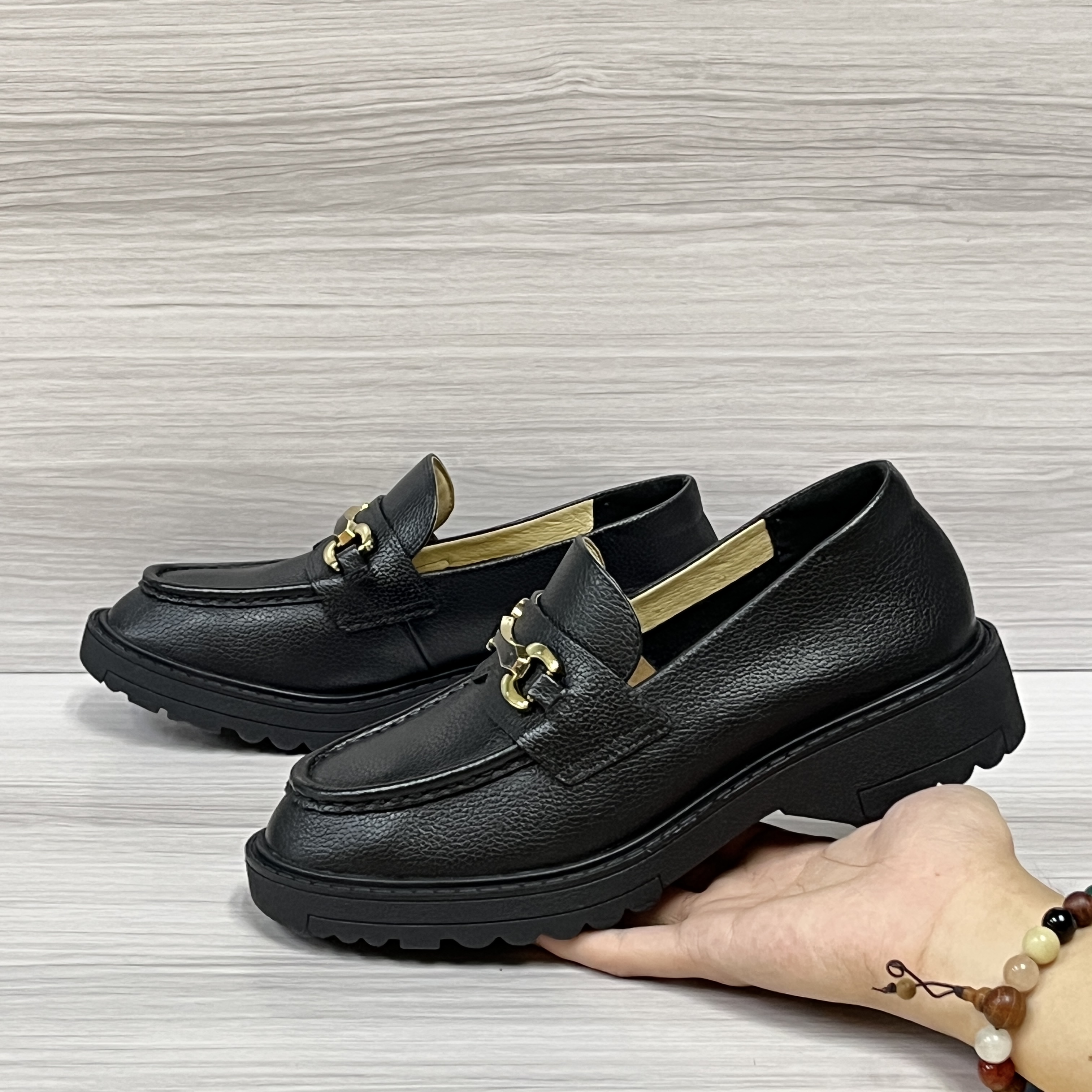 Fashion Gifts Timeless Elegance Premium Black Leather Male Loafers With Distinctive Gold Fastenings Okimoz - view 5