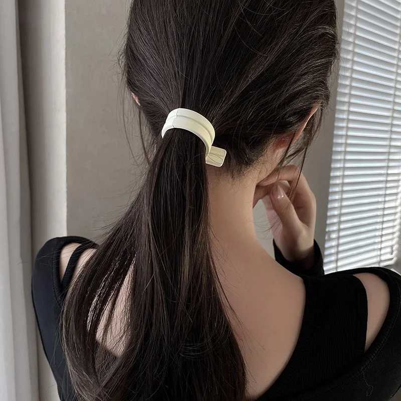 New Frosted Mini Crab Hair Clip Women Fixed Ponytail Hairpin Fish Shaped Holder Barrettes Y2k Girls Hair Accessories Claw Clip H260402