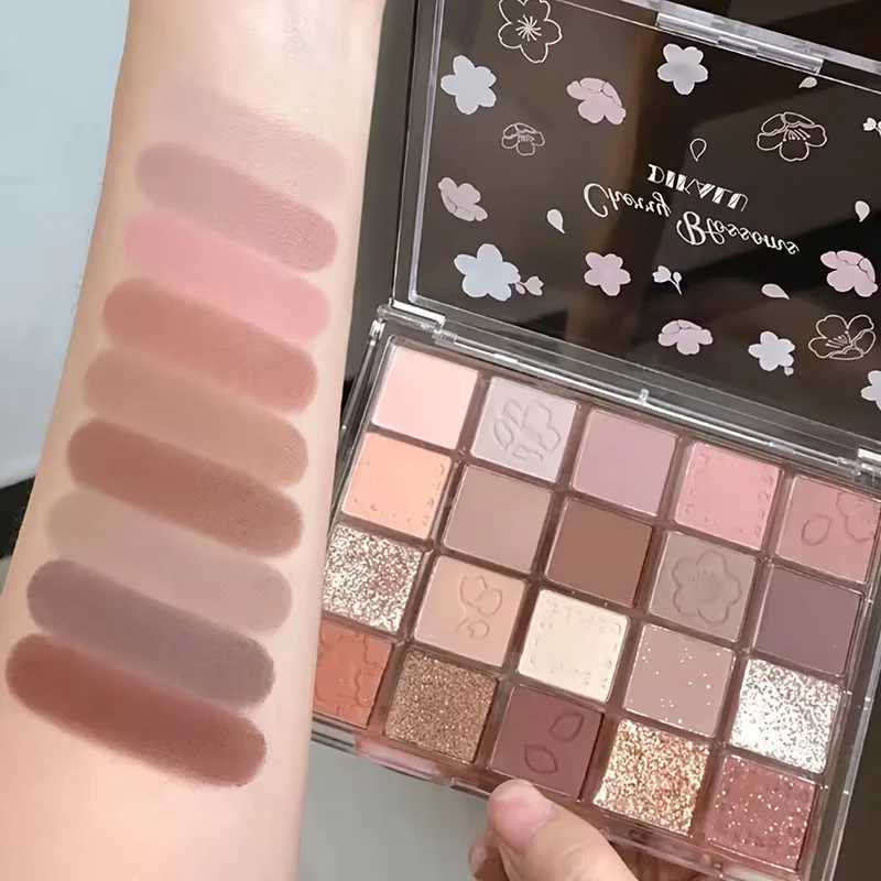 20-Color Eyeshadow Palette Multiple Nude And Brown Shades Pigmented Long-Lasting Smudge-Proof Creating Stunning Eye Effects H260402