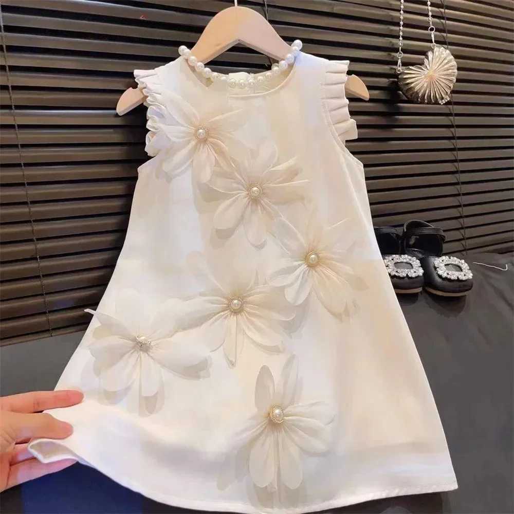 Summer New Girls Casual Clothes Pleated 3D Flower Sleeveless Princess Dress Korean Version Solid Color Children 2-12 Years Old H260402