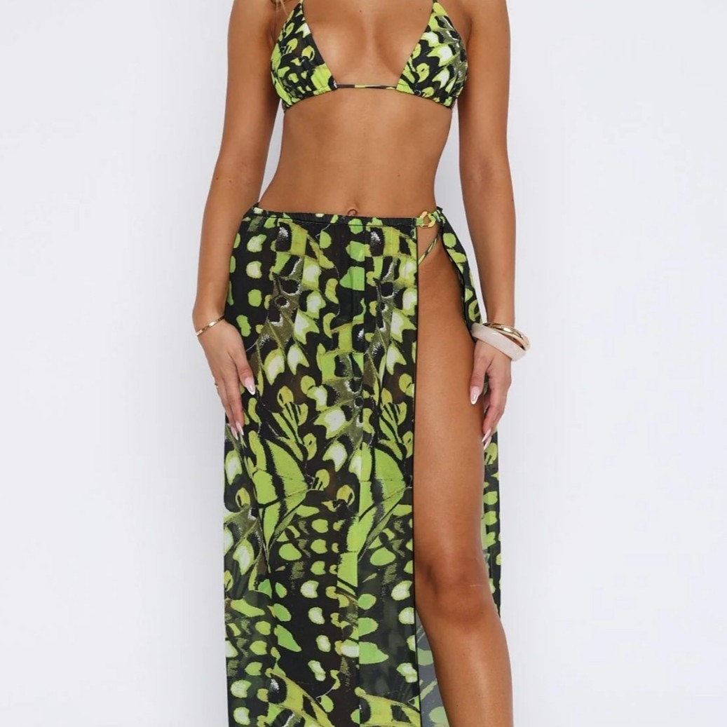 2025 New High-end Womens Swimwear Fashionable Sexy Beach Bikini Hot Spring Swimsuit Three-piece Set 250103