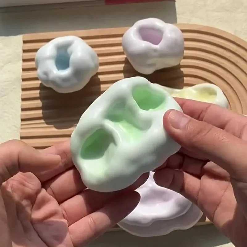 Shapeable Vacuum Squishies Sand Ball Grape Stress Ball Stress Relief Noisy Ball Desktop Squeezing Soothing Toy Birthday Gift H260402