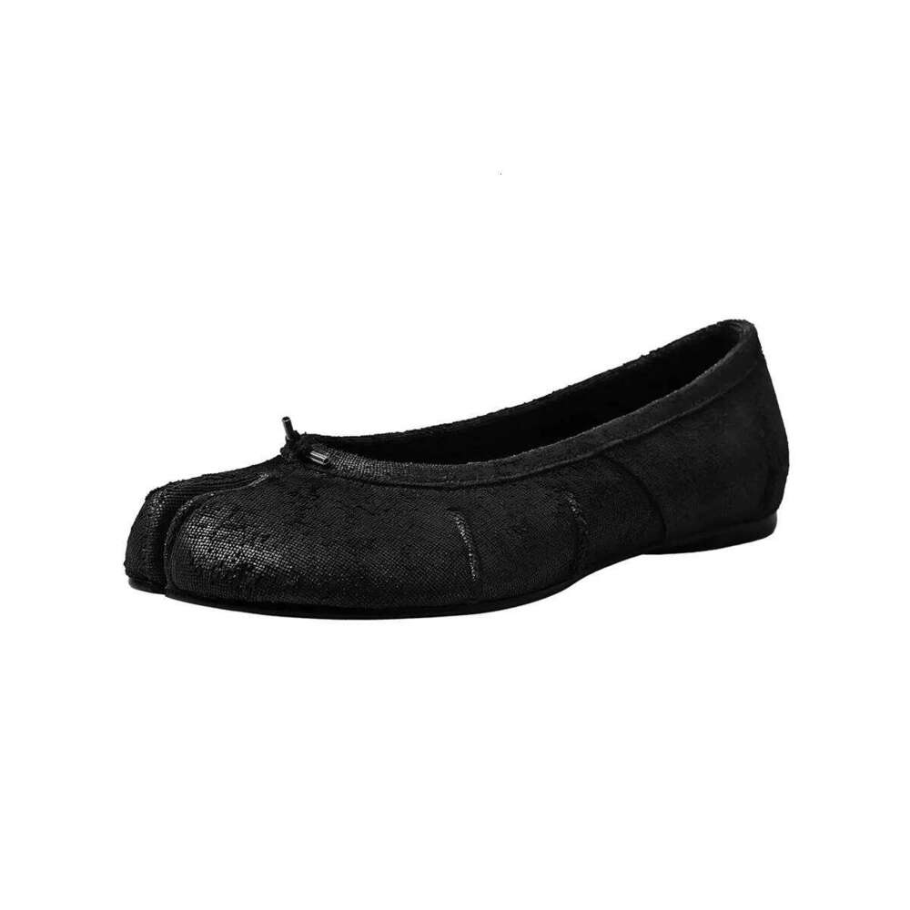 Arden Furtado Spring White cowhide Split toe Flat Shoes Round Toe Pull-on Small leather Commuter shoes Single shoe