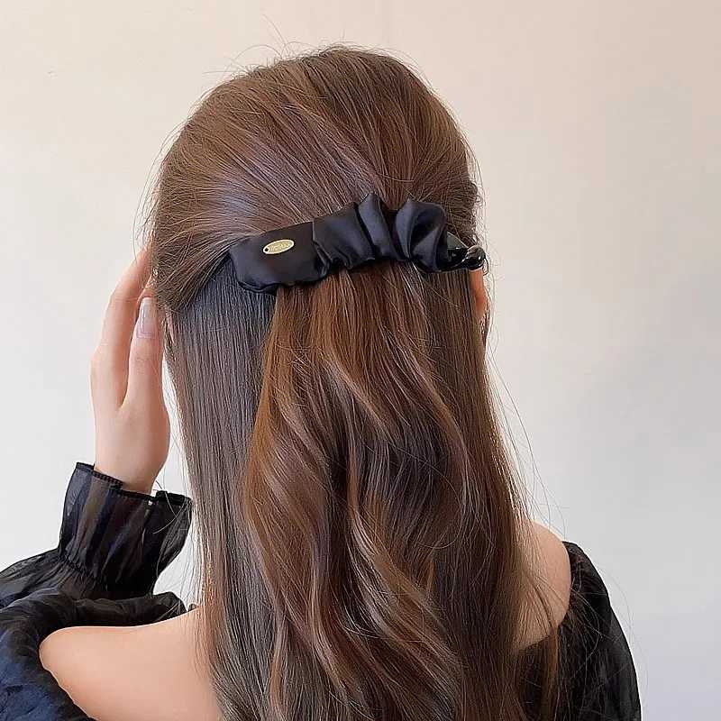 Korean Elegant Solid Fold Satin Banana Hair Clip For Women Girls Sweet Hair Ornament Hairpin Barrette Fashion Hair Accessories H260402