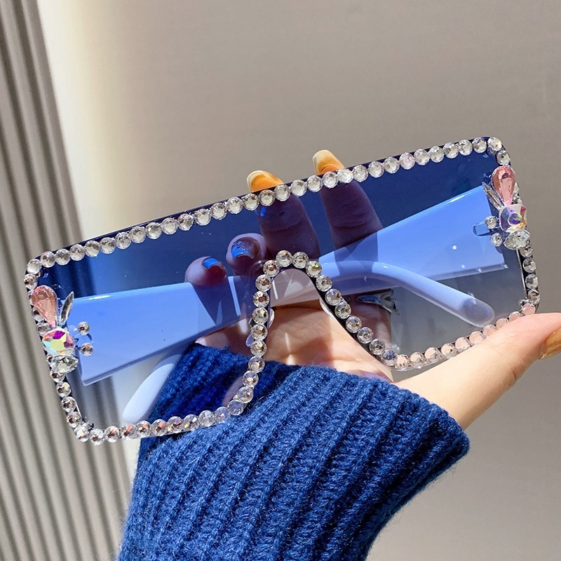 Designer Eyeglasses - Luxury - 2026 Model - Large Frame With Diamonds - Suitable For Women - With UV Protection Function - Crystal Inlay Style