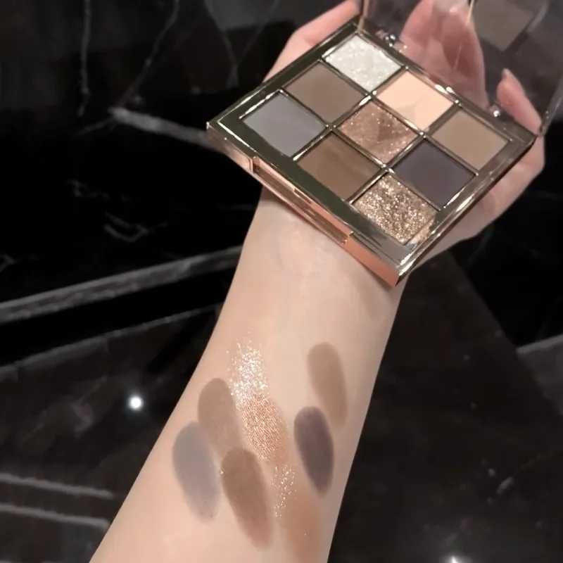 9 Colors Eyeshadow Palette Earth-toned Pearl Matte Shimmer Eye Shadow Shiny Sequins Eye Contouring Pigments Metallic Eyes Makeup H260402