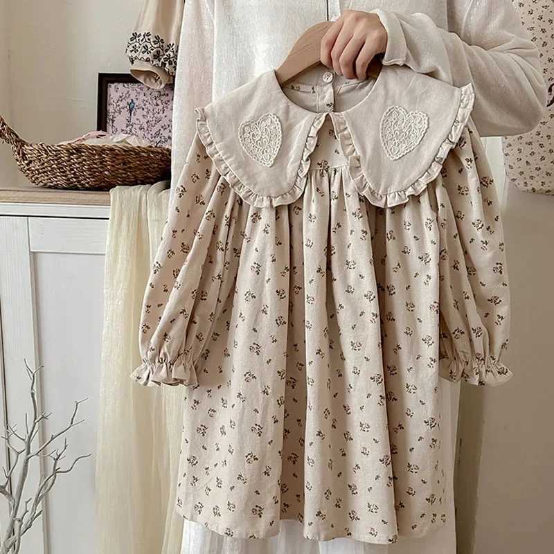 2025 New Spring 2-7Yrs Girl Party Dress Long Sleeved Cotton Flower Print Kids Princess Dresses Children Clothes Sister Dress H260402