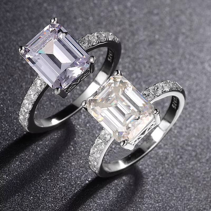 4-ct Emerald-cut Moissanite Ring Women Niche High-end Light Luxury Ins 925 Sterling Silver Diamond-inlaid Prong Setting