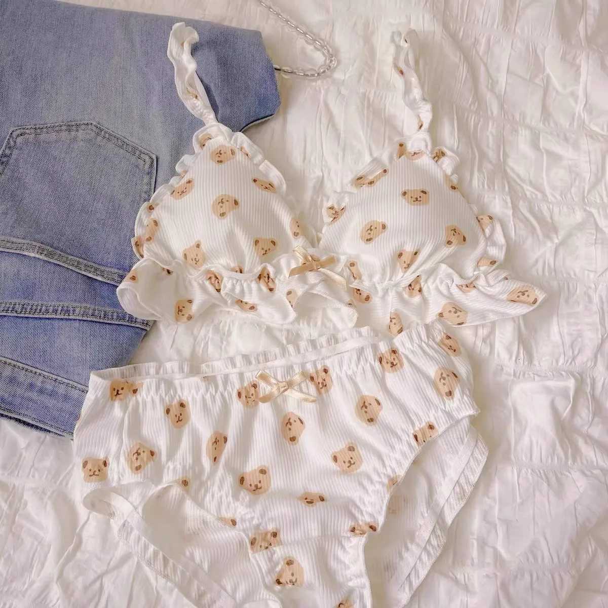 Japanese cute bear cartoon underwear small chest pull up on top of pure wind girl sweet bow bra Z260402